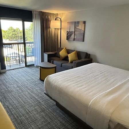 Best Western Plus Elgin - Chicago West Dundee Экстерьер фото