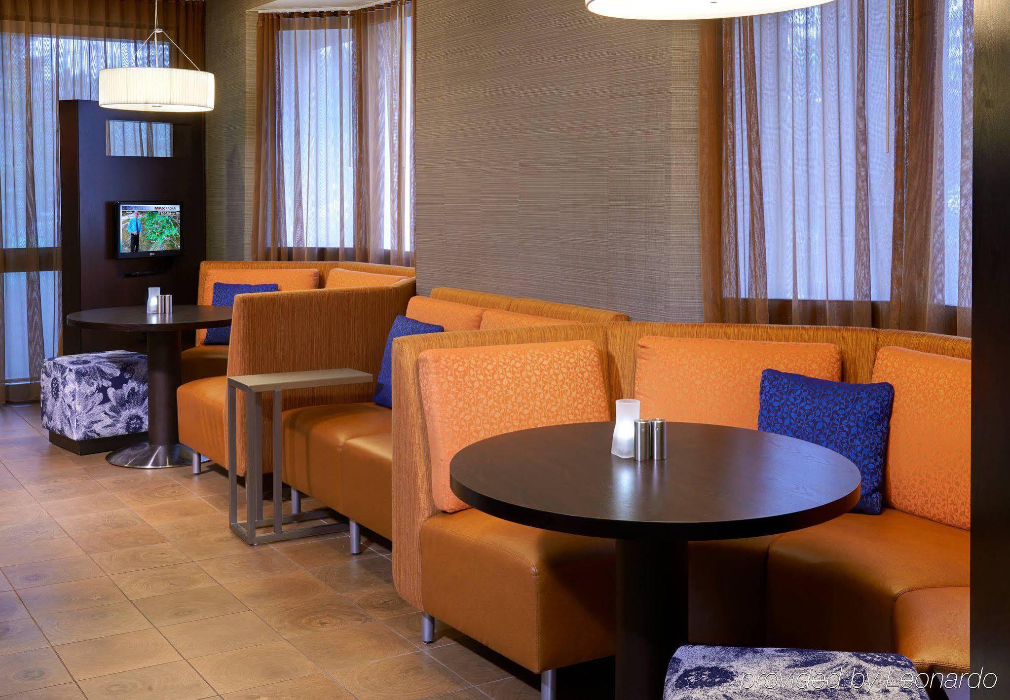 Best Western Plus Elgin - Chicago West Dundee Экстерьер фото